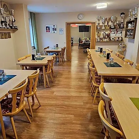 - Restaurant Baumann Hotel Freiberg am Neckar