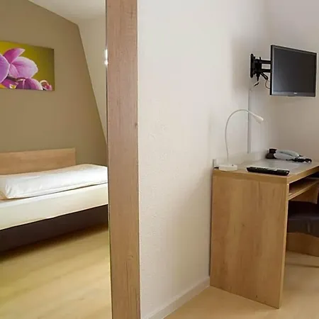 - Restaurant Baumann 2* Freiberg am Neckar