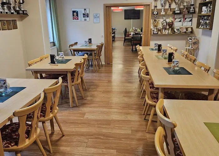 - Restaurant Baumann 2* Freiberg am Neckar