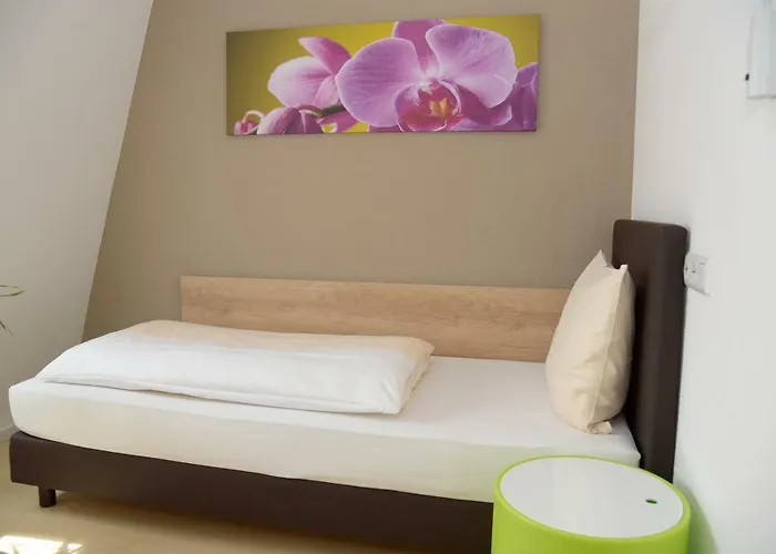 - Restaurant Baumann 2* Freiberg am Neckar